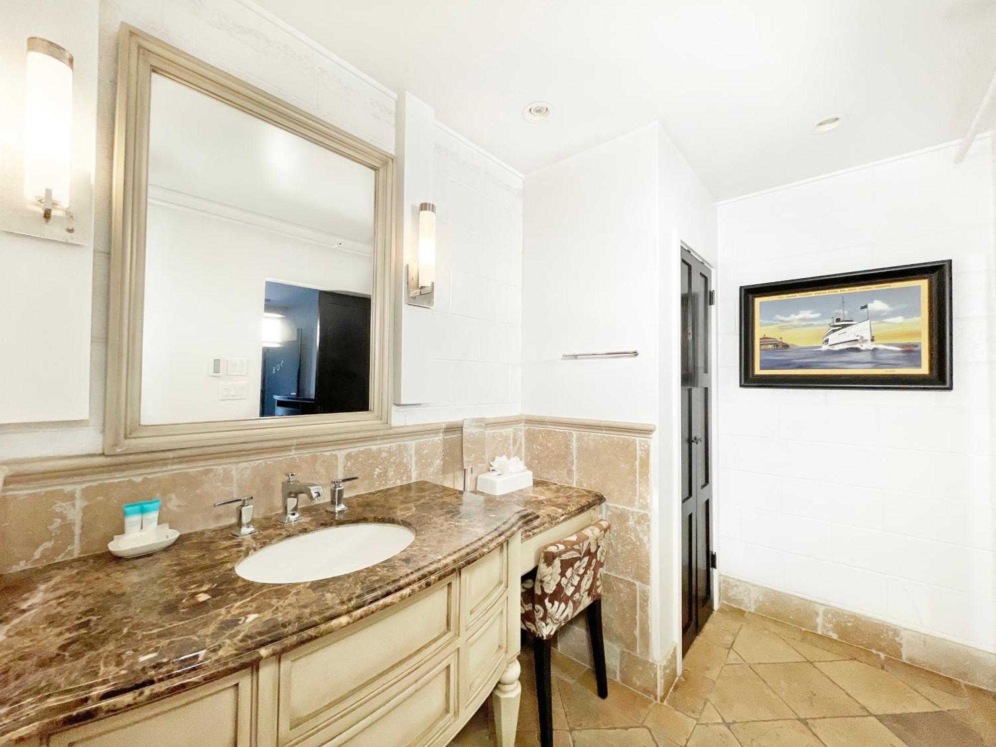 Catalina Courtyard Suites Avalon Buitenkant foto