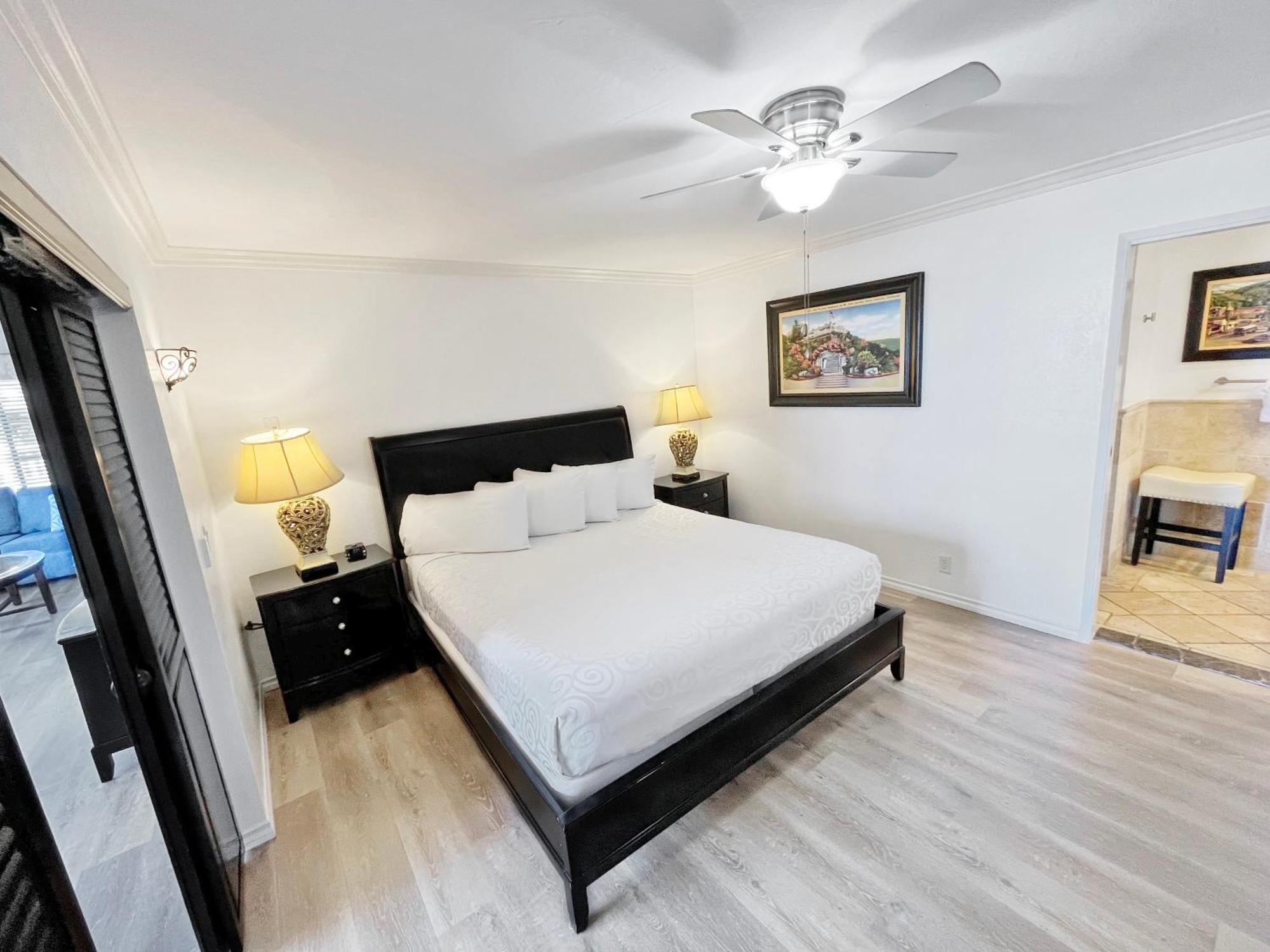 Catalina Courtyard Suites Avalon Buitenkant foto